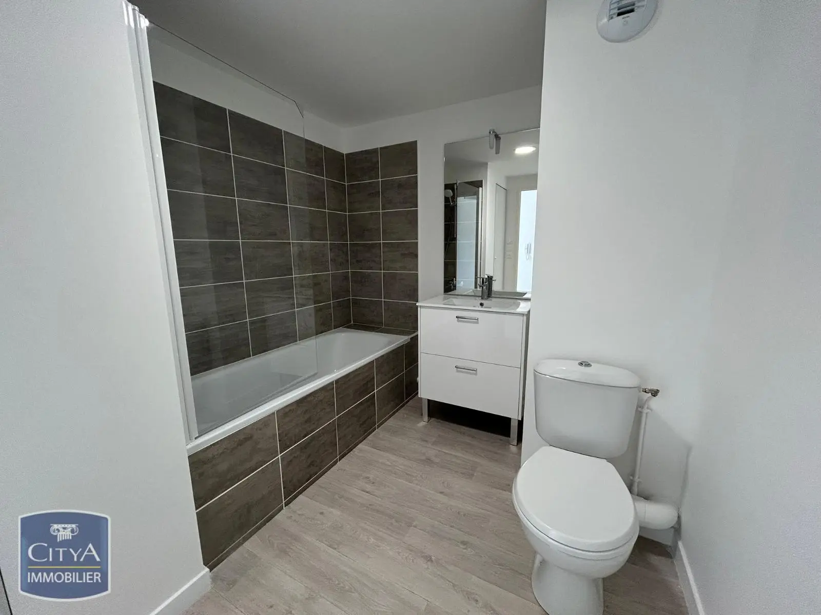 Photo 3 Appartement 1 pièce 27.38m²