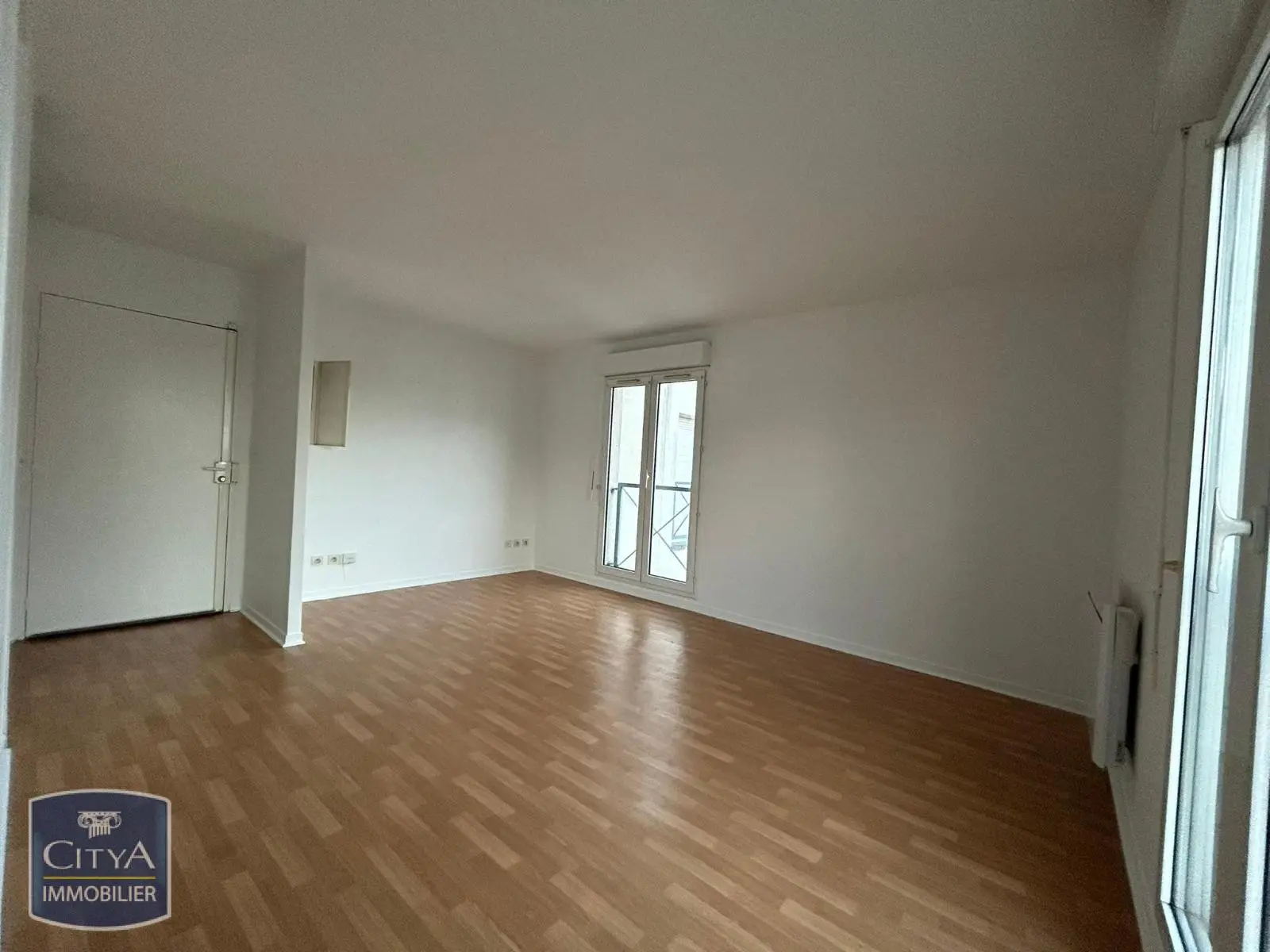 Photo 2 Appartement 1 pièce 26.62m²