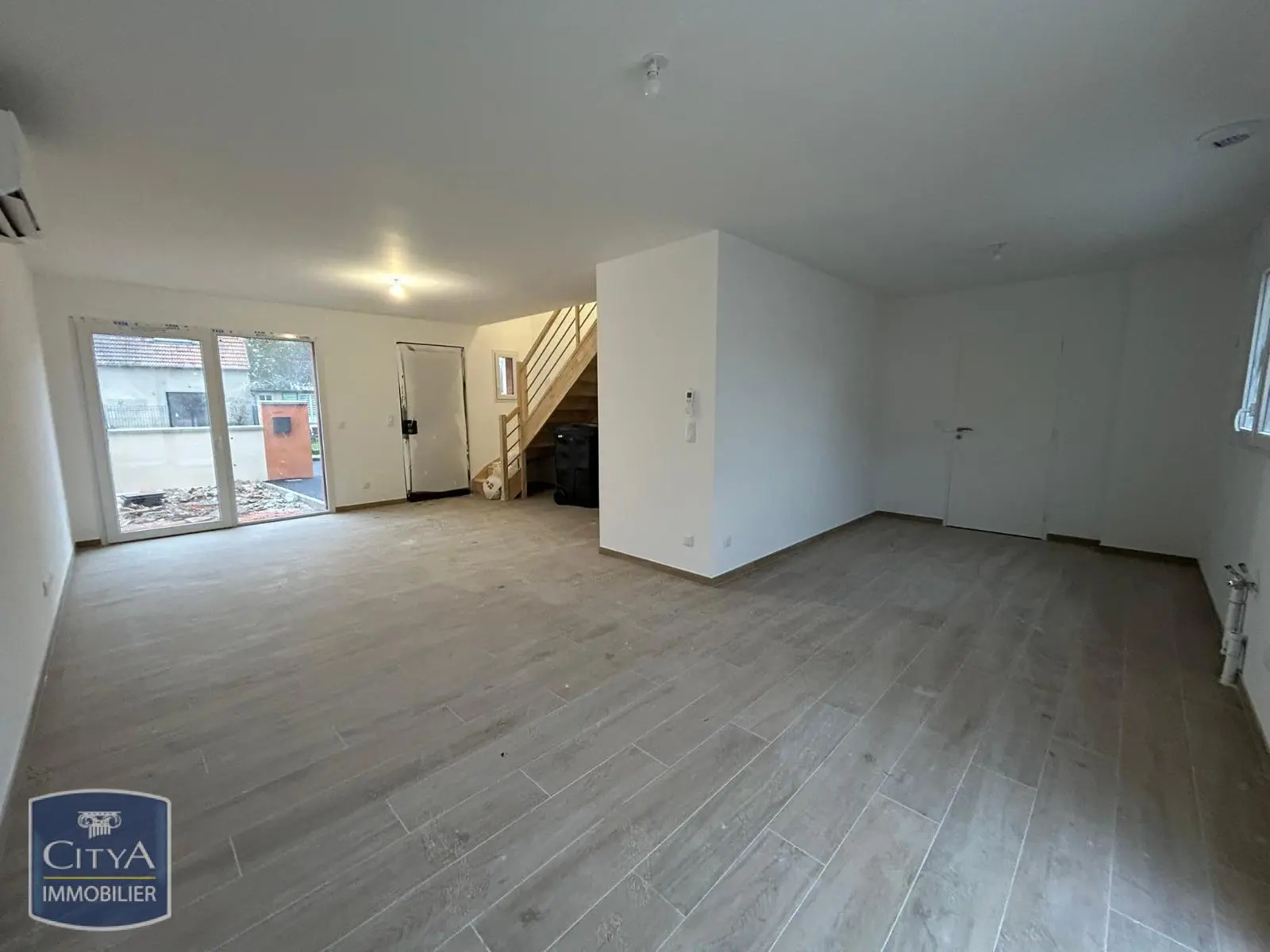 Photo 1 Maison 5 pièces 110m²