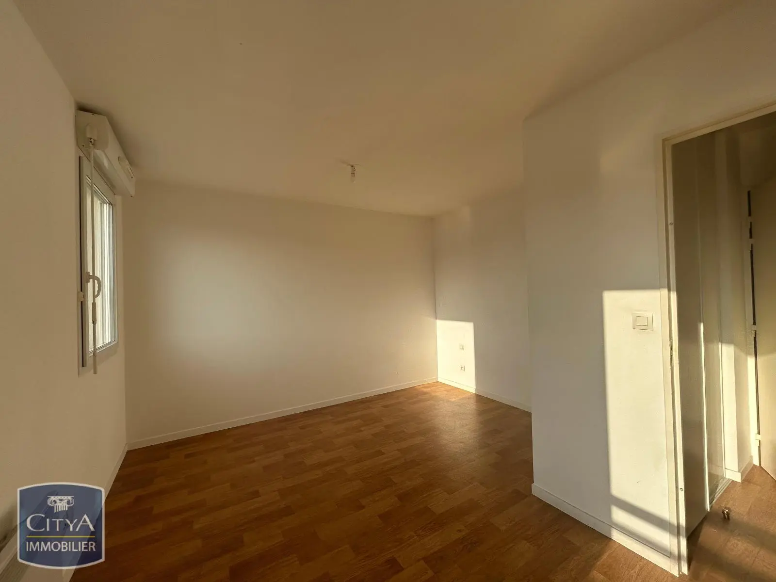 Photo 1 Appartement 1 pièce 21.7m²