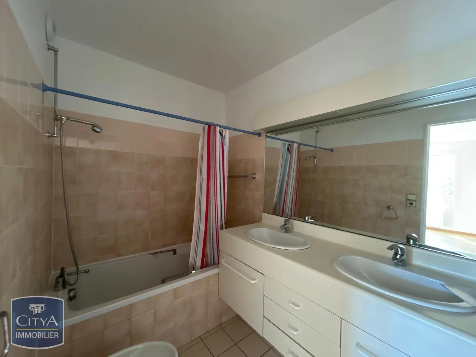Photo 6 Appartement 5 pièces 104.05m²