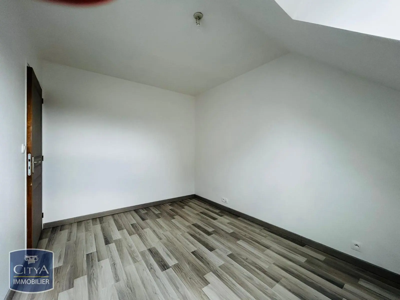 Photo 10 Maison 4 pièces 77m²