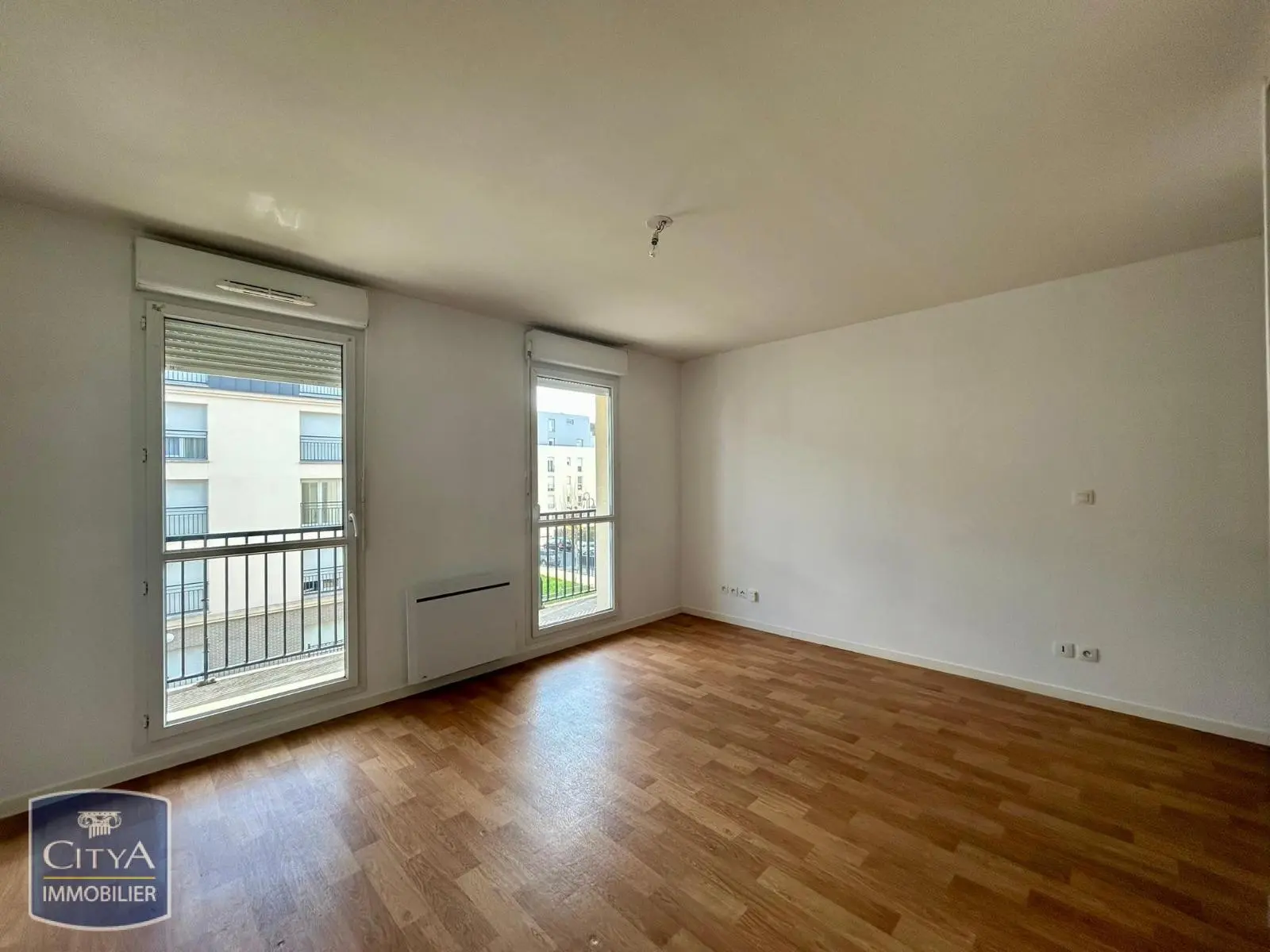 Photo 2 Appartement 1 pièce 27.47m²