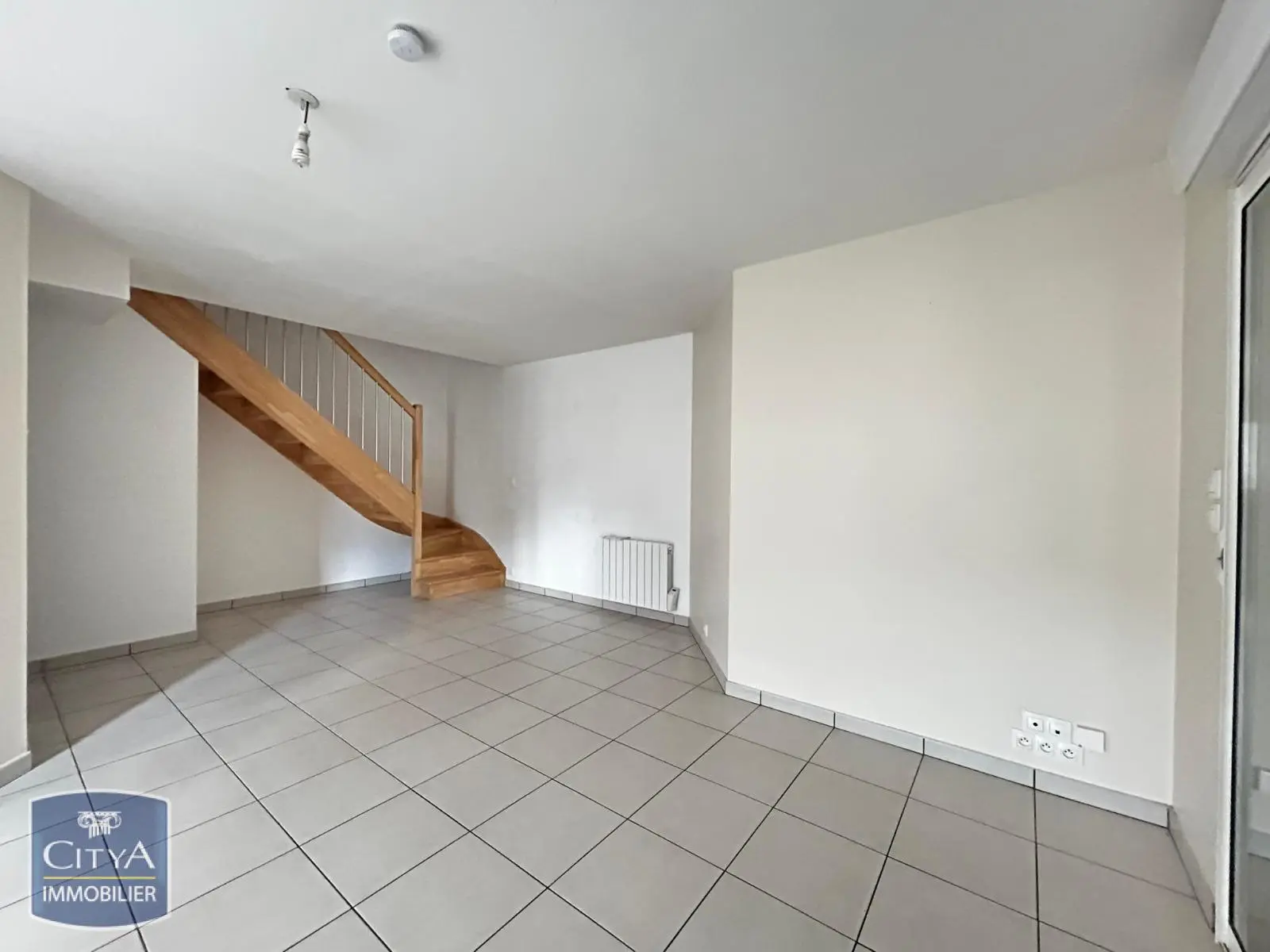Photo 2 Maison 4 pièces 77m²