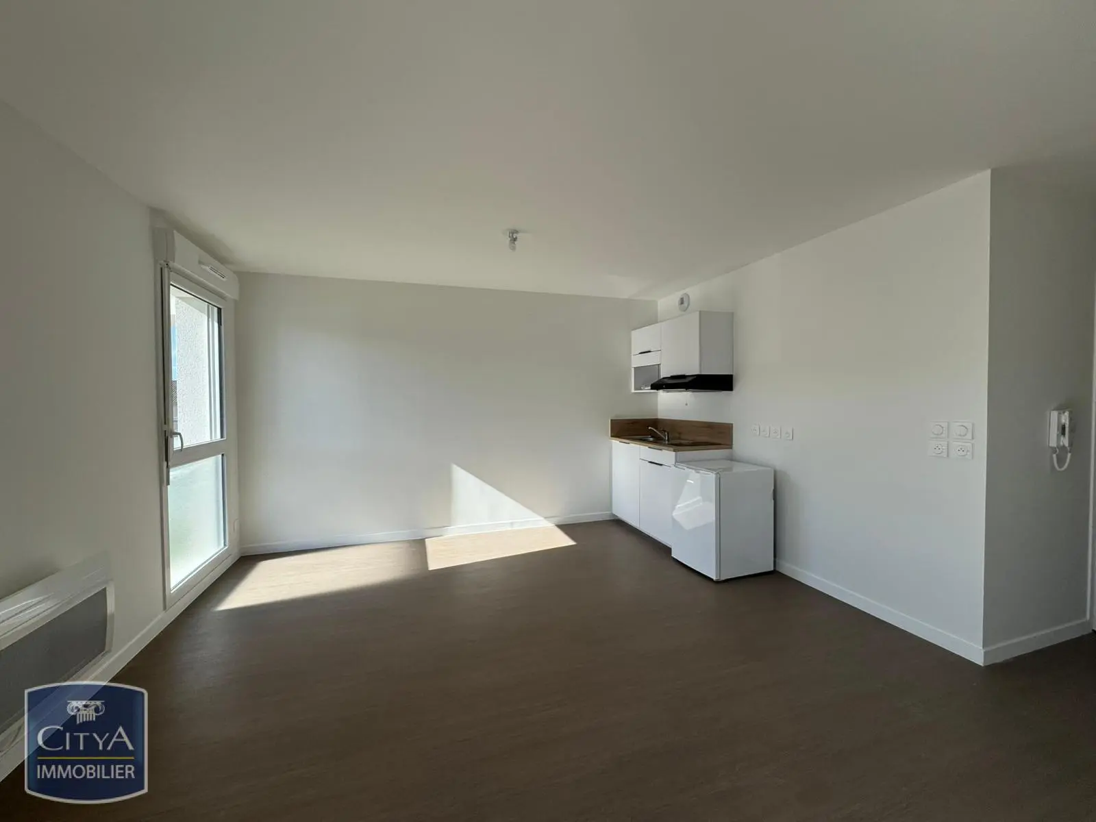 Photo 1 Appartement 1 pièce 33.91m²