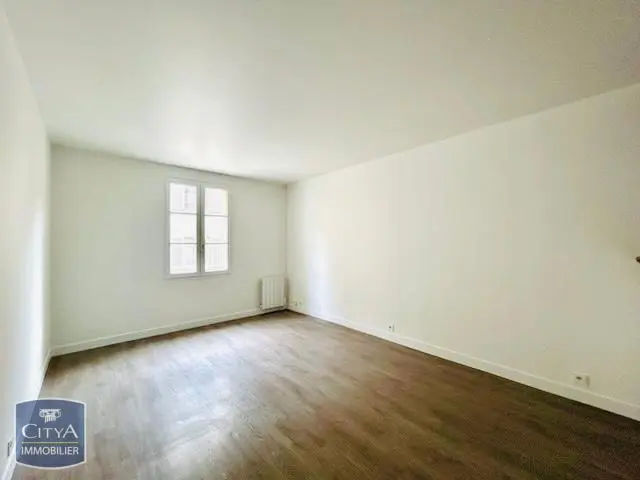 Photo 1 Appartement 1 pièce 30.11m²