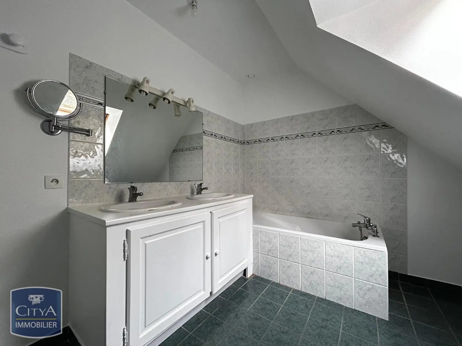 Photo 15 Maison 6 pièces 114.15m²