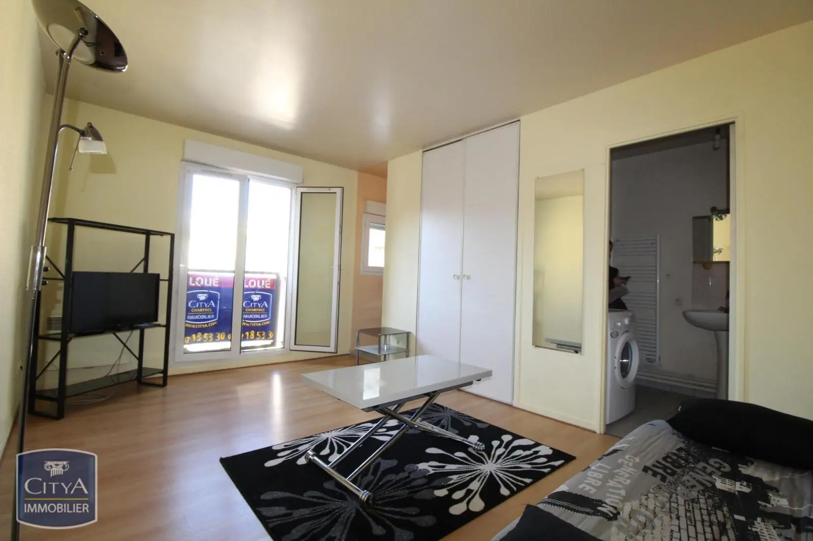 Photo 1 Appartement 1 pièce 22.43m²