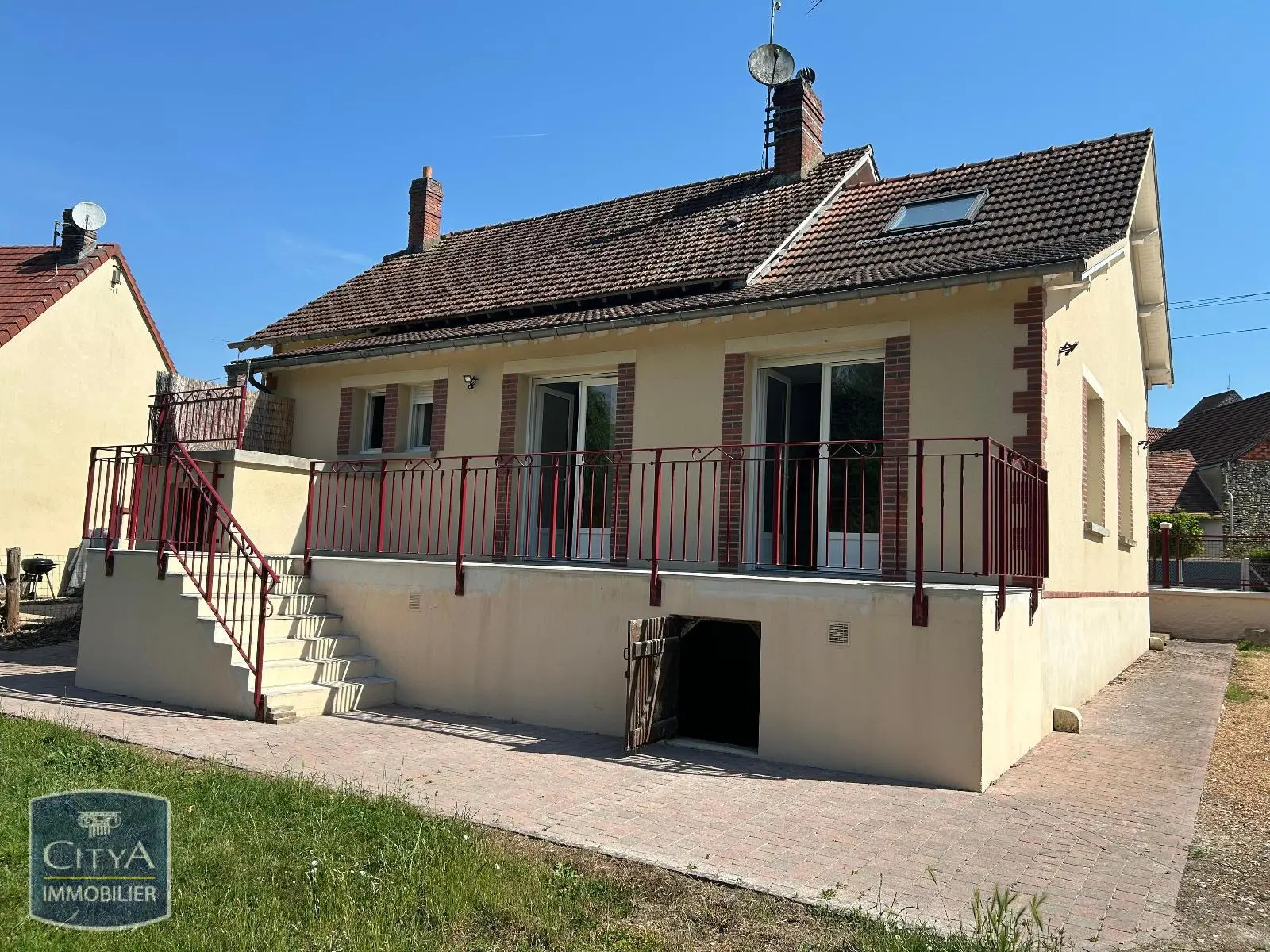 Photo 1 Maison 4 pièces 102.65m²