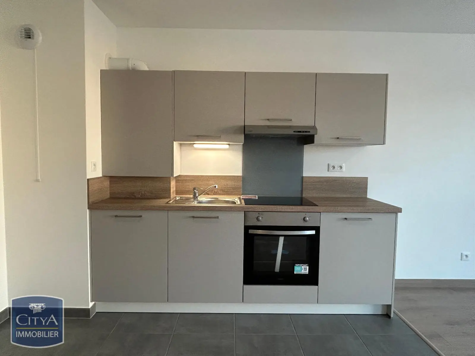 Photo 2 Appartement 2 pièces 42.4m²