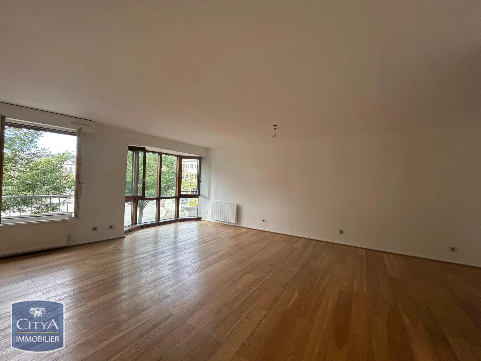 Photo 1 Appartement 5 pièces 122.19m²