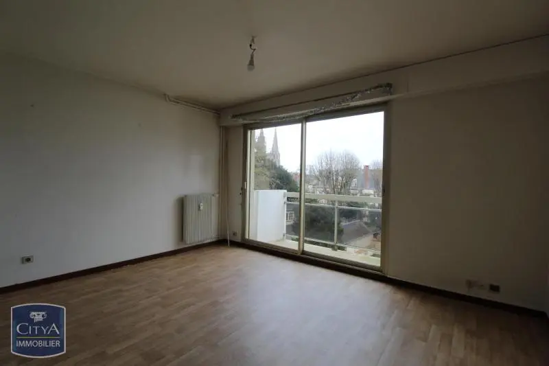Photo 3 Appartement 1 pièce 23.78m²