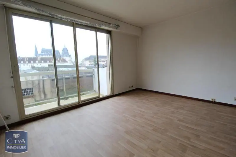 Photo 5 Appartement 1 pièce 23.78m²
