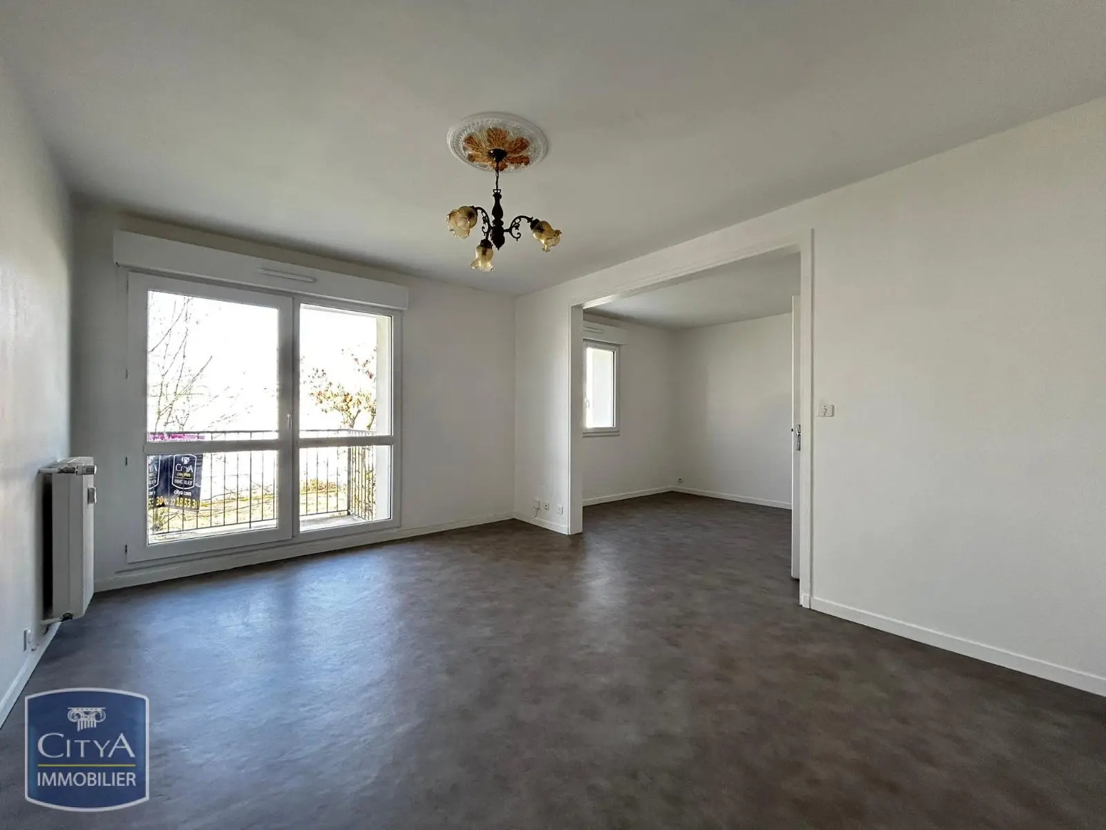 Photo 1 Appartement 4 pièces 77m²