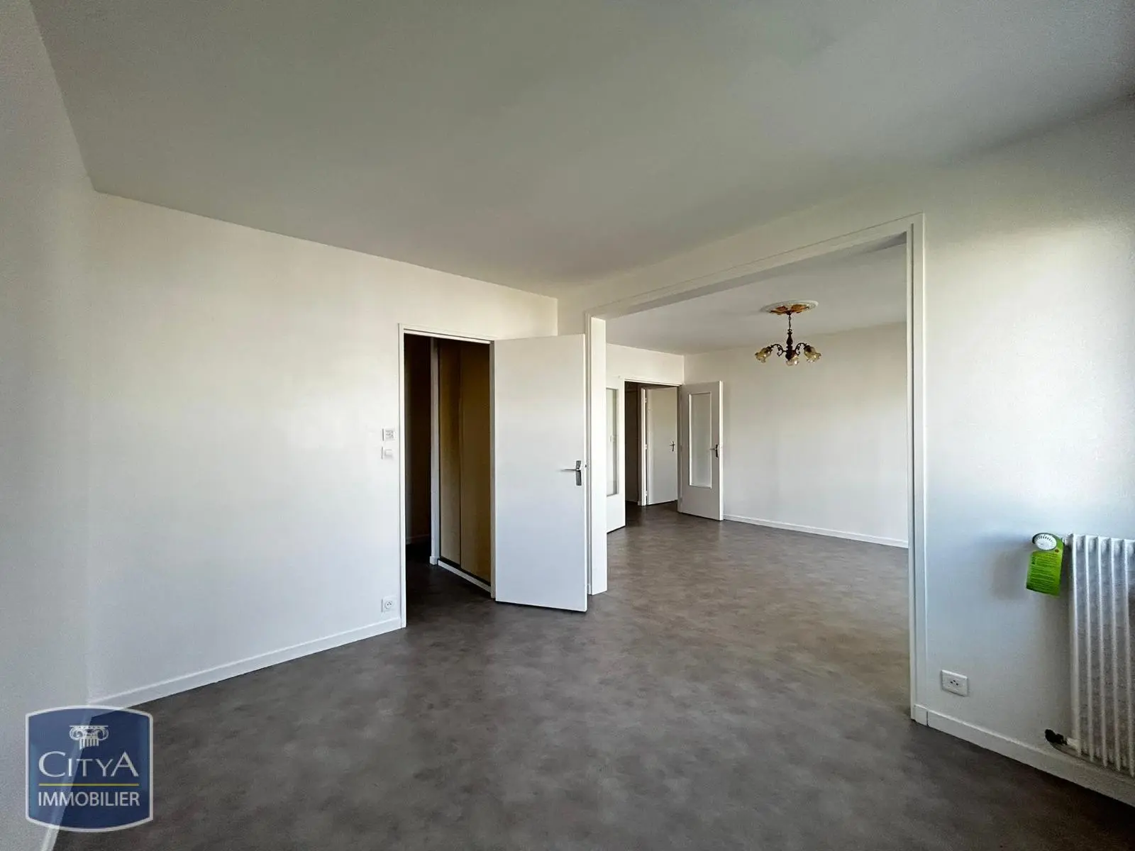 Photo 3 Appartement 4 pièces 77m²