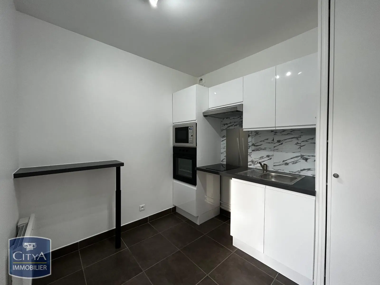 Photo 7 Appartement 1 pièce 33.32m²