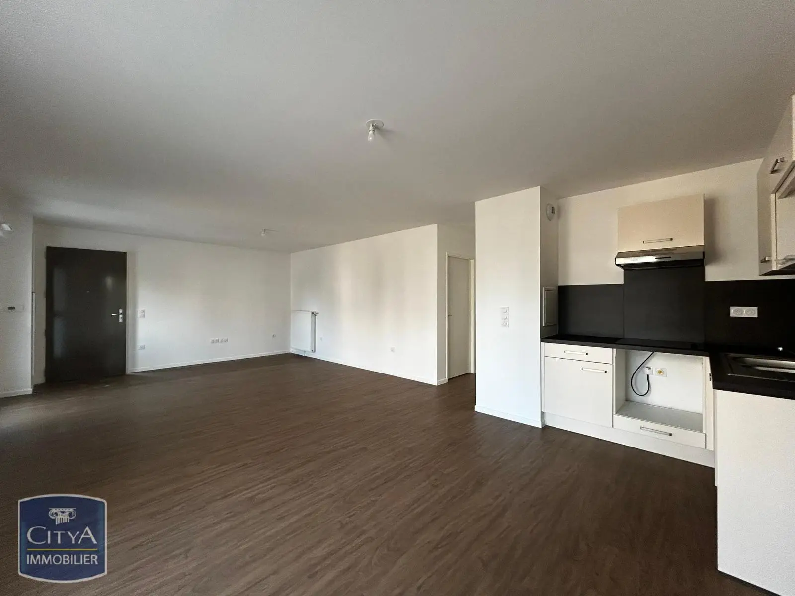 Photo 1 Appartement 3 pièces 77m²