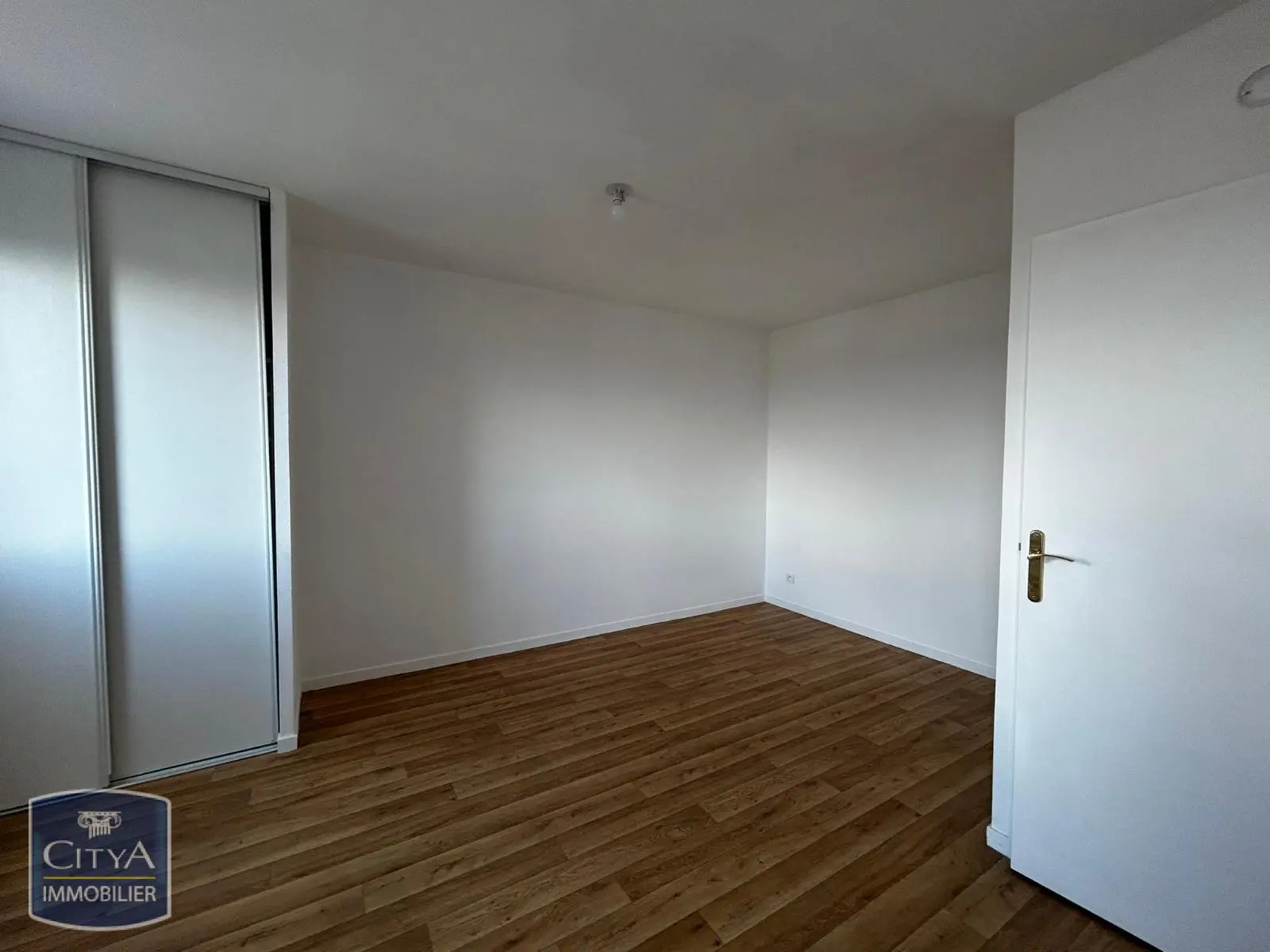 Photo 3 Appartement 1 pièce 24.5m²