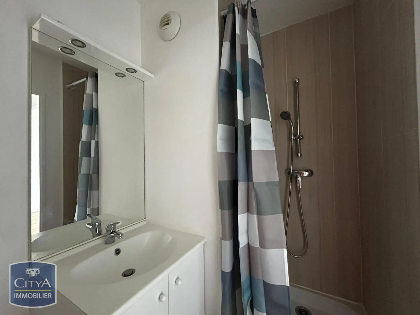 Photo 7 Appartement 1 pièce 24.5m²