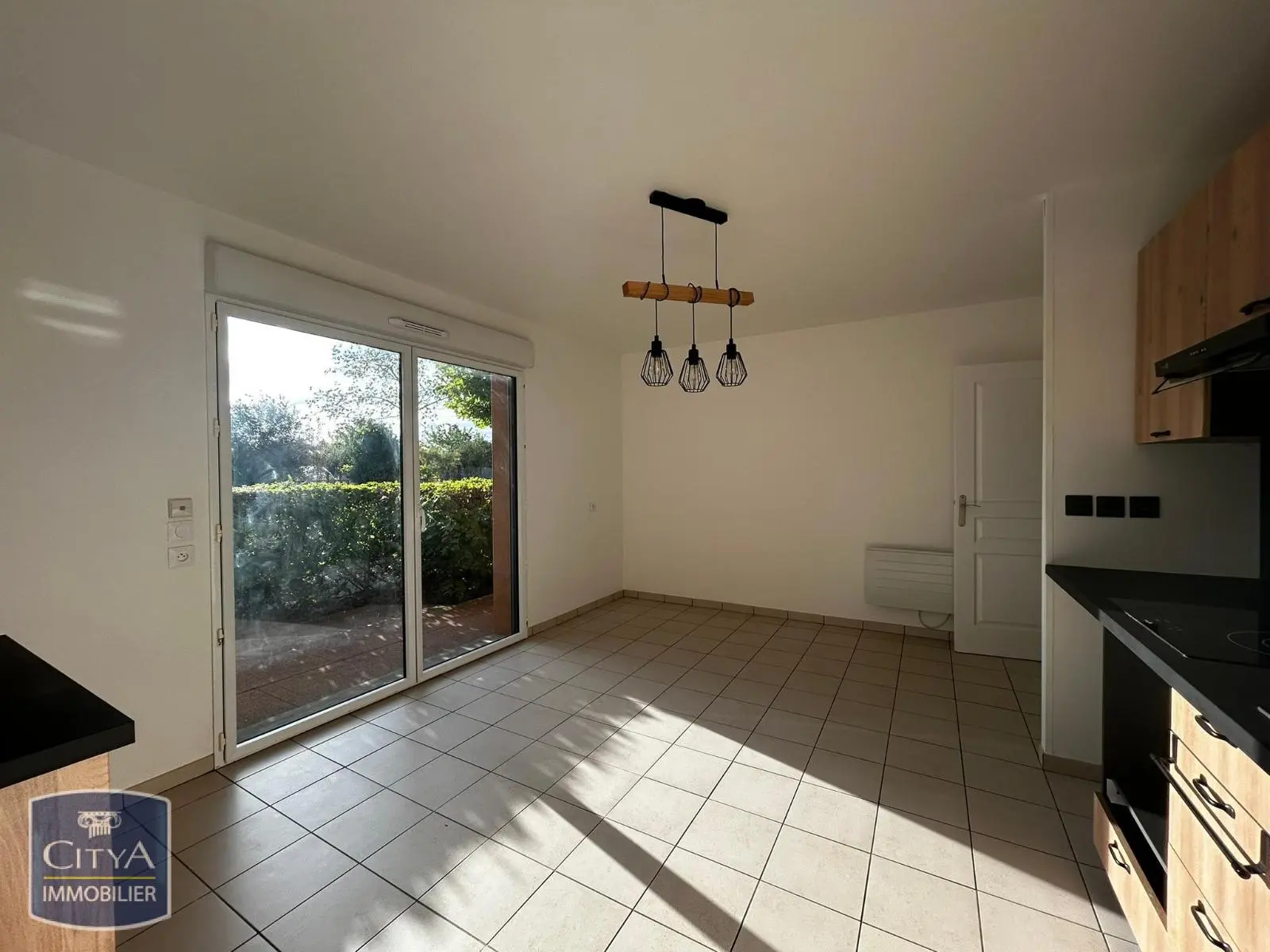 Photo 2 Appartement 1 pièce 28.39m²