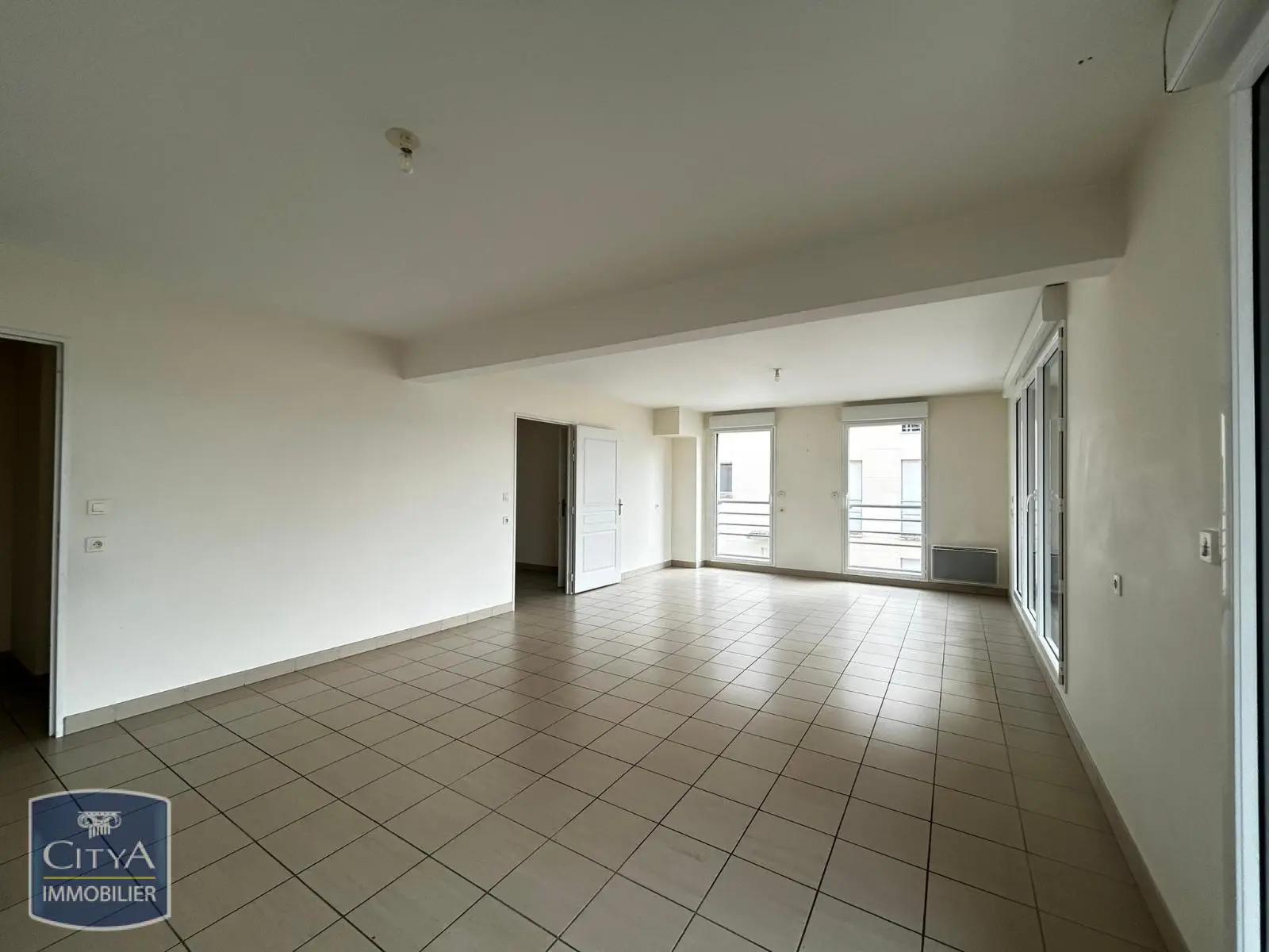 Photo 3 Appartement 4 pièces 96.57m²