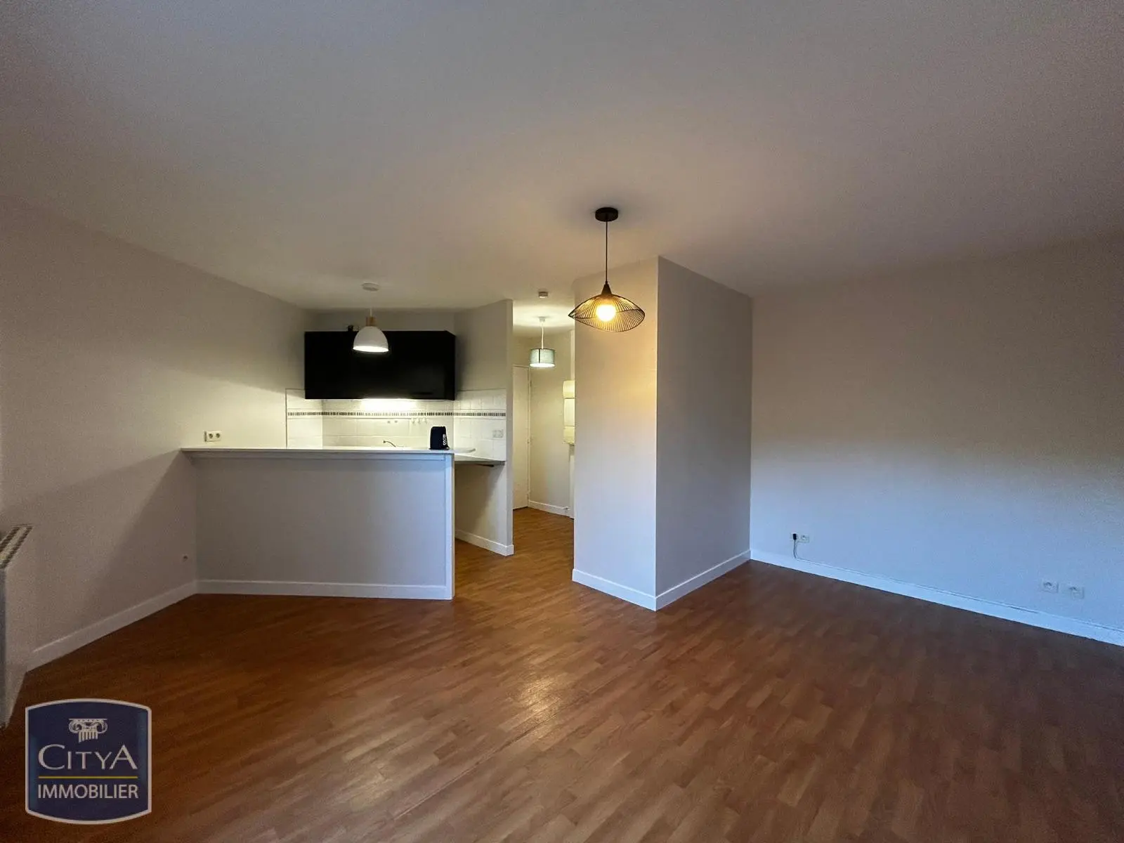 Photo 2 Appartement 1 pièce 28.6m²