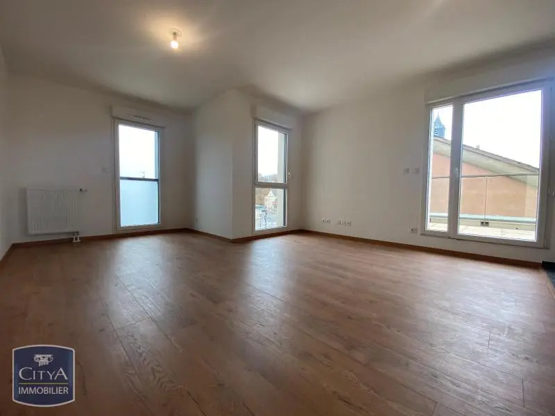 Photo 2 appartement Luisant