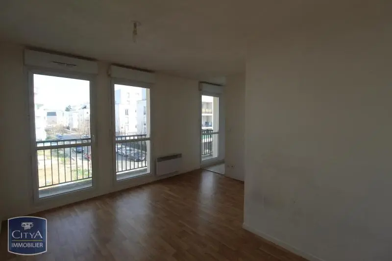 Photo 2 Appartement 1 pièce 23.16m²