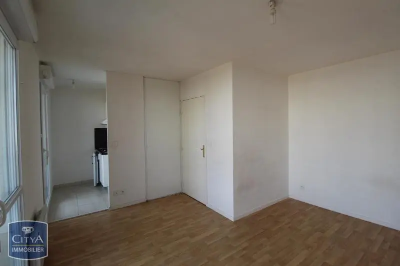 Photo 3 Appartement 1 pièce 23.16m²