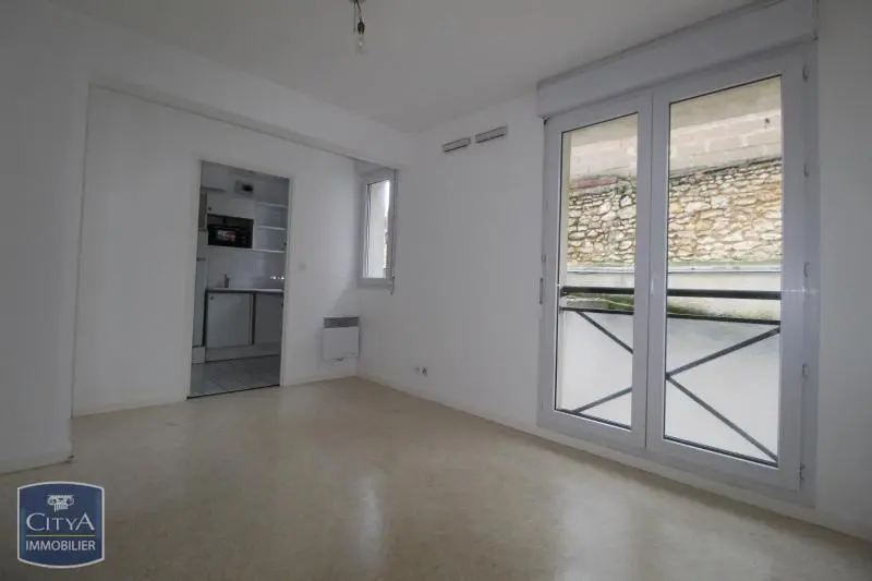 Photo 2 Appartement 1 pièce 25.76m²