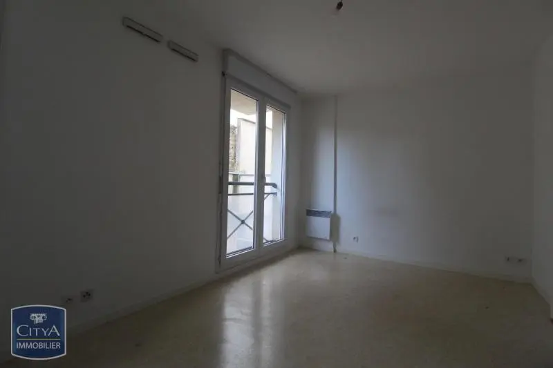 Photo 3 Appartement 1 pièce 25.76m²