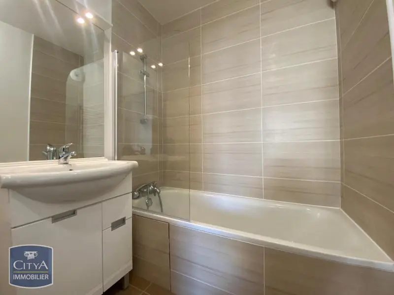 Photo 3 Appartement 2 pièces 46.16m²