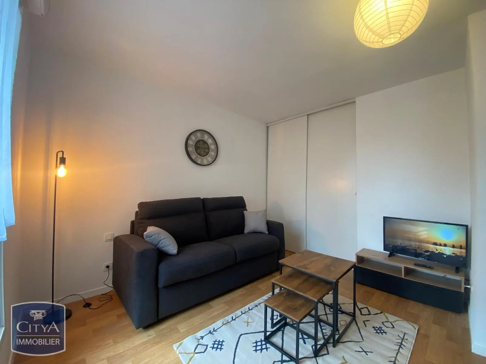 Photo 1 Appartement 1 pièce 23.3m²
