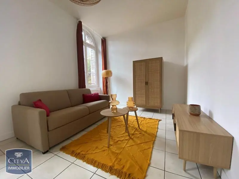 Photo 2 Appartement 1 pièce 22.89m²