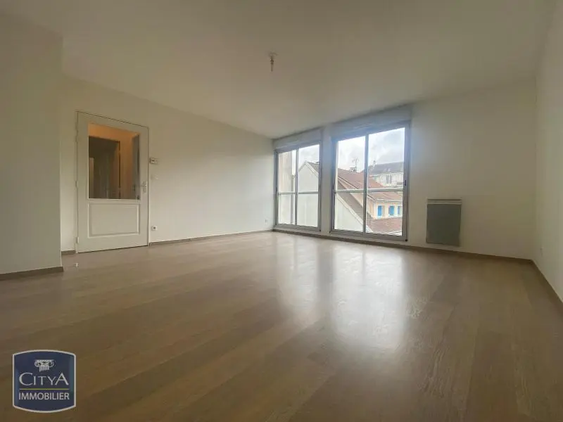 Photo 1 Appartement 2 pièces 55.58m²