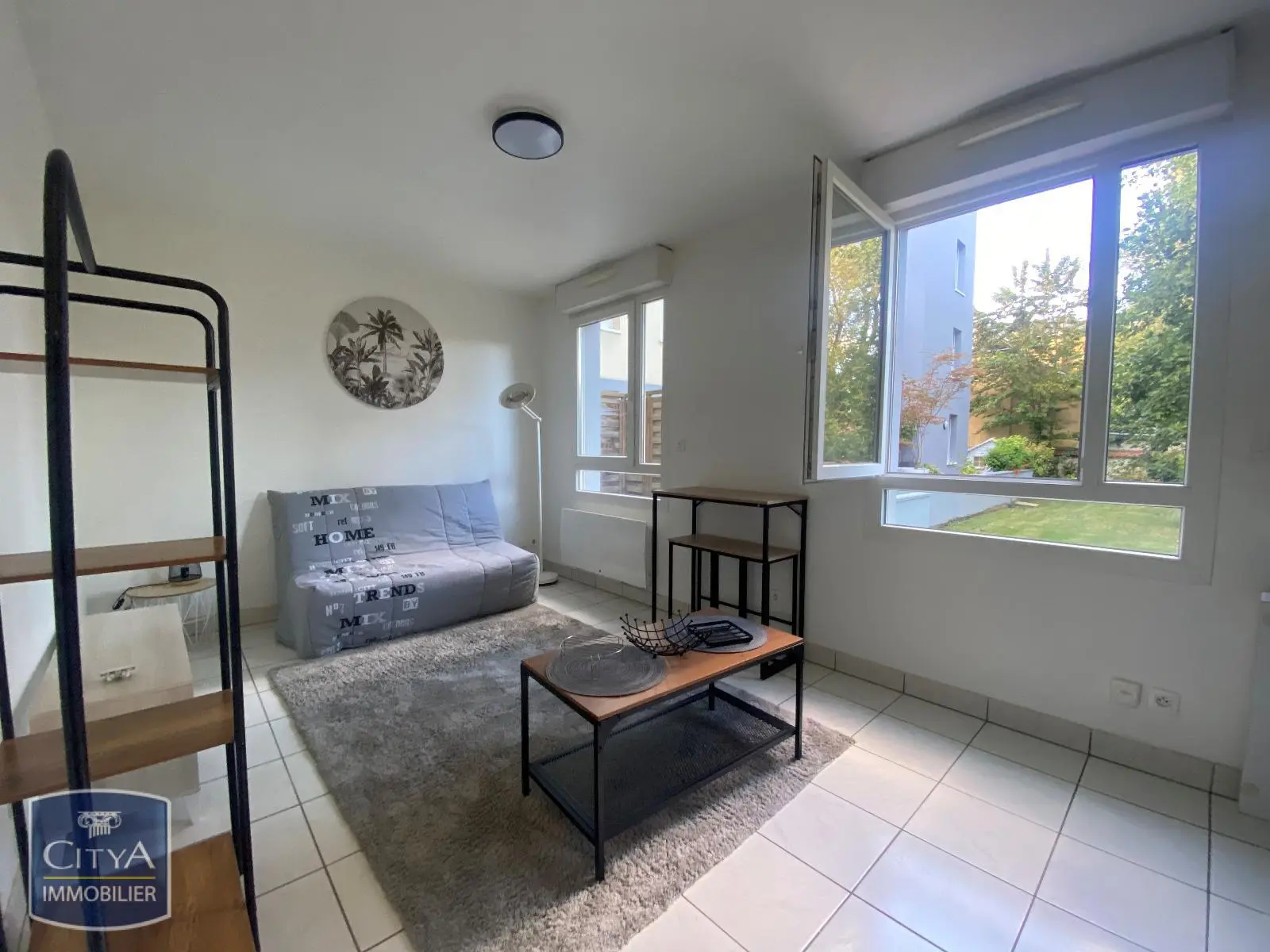 Photo 1 Appartement 1 pièce 19.83m²