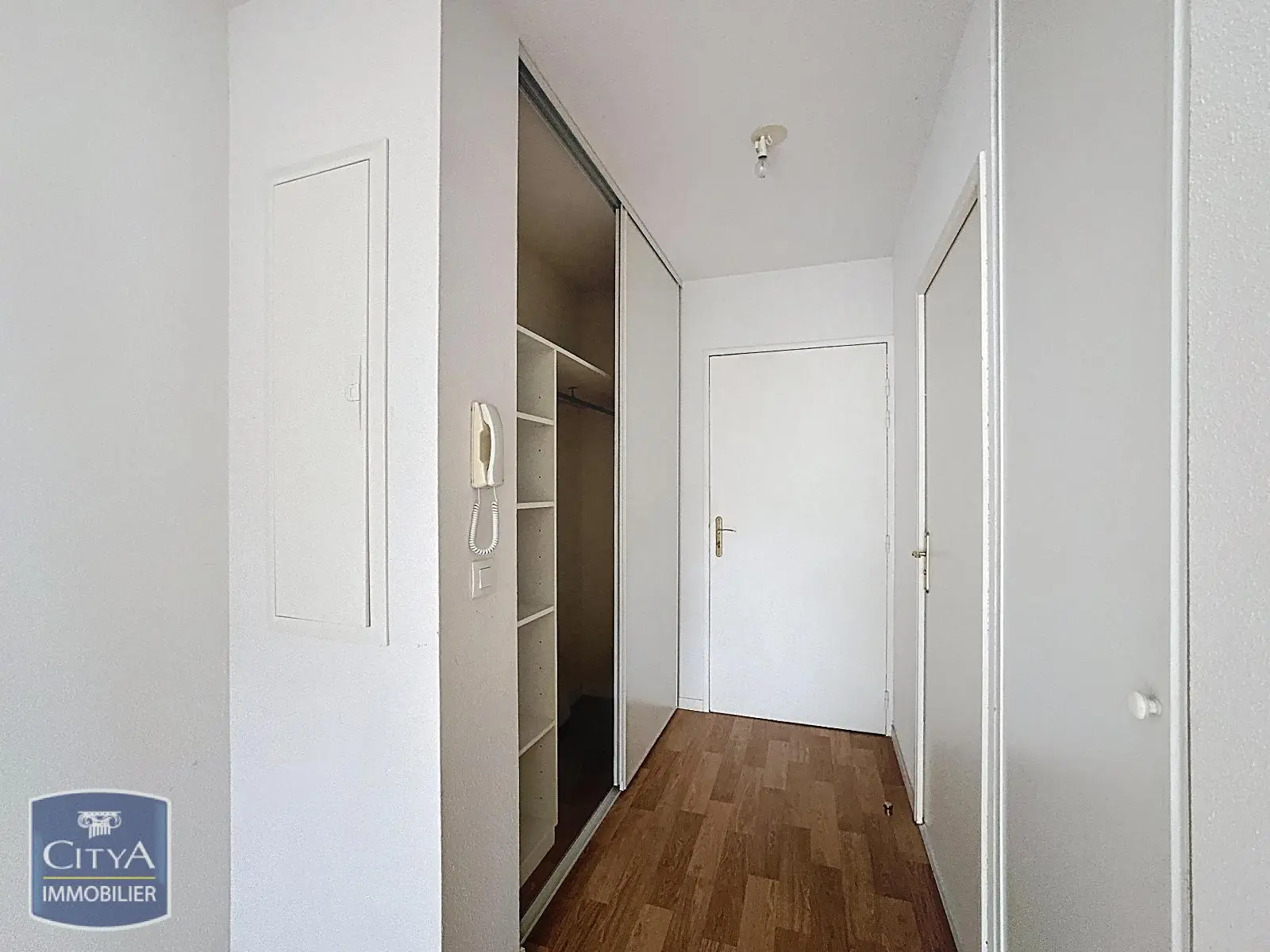 Photo 5 Appartement 1 pièce 27.05m²