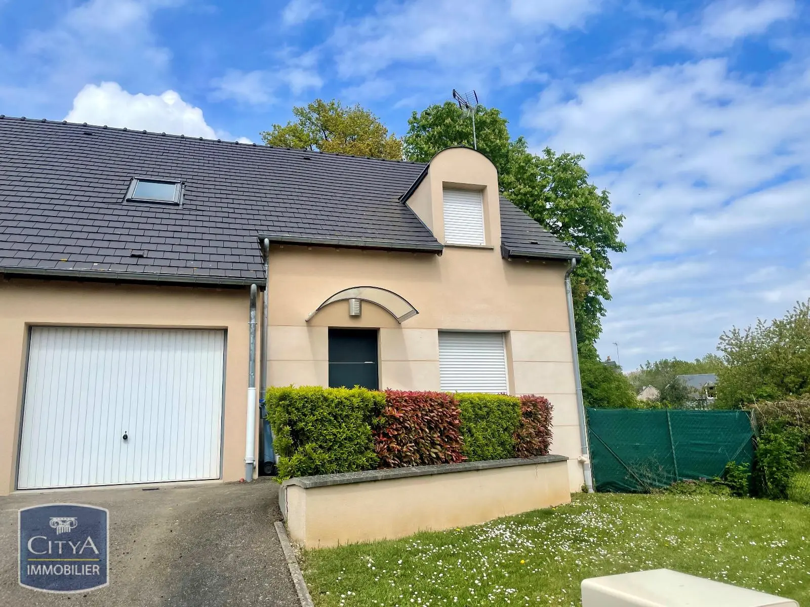 Photo 1 Maison 4 pièces 101.14m²