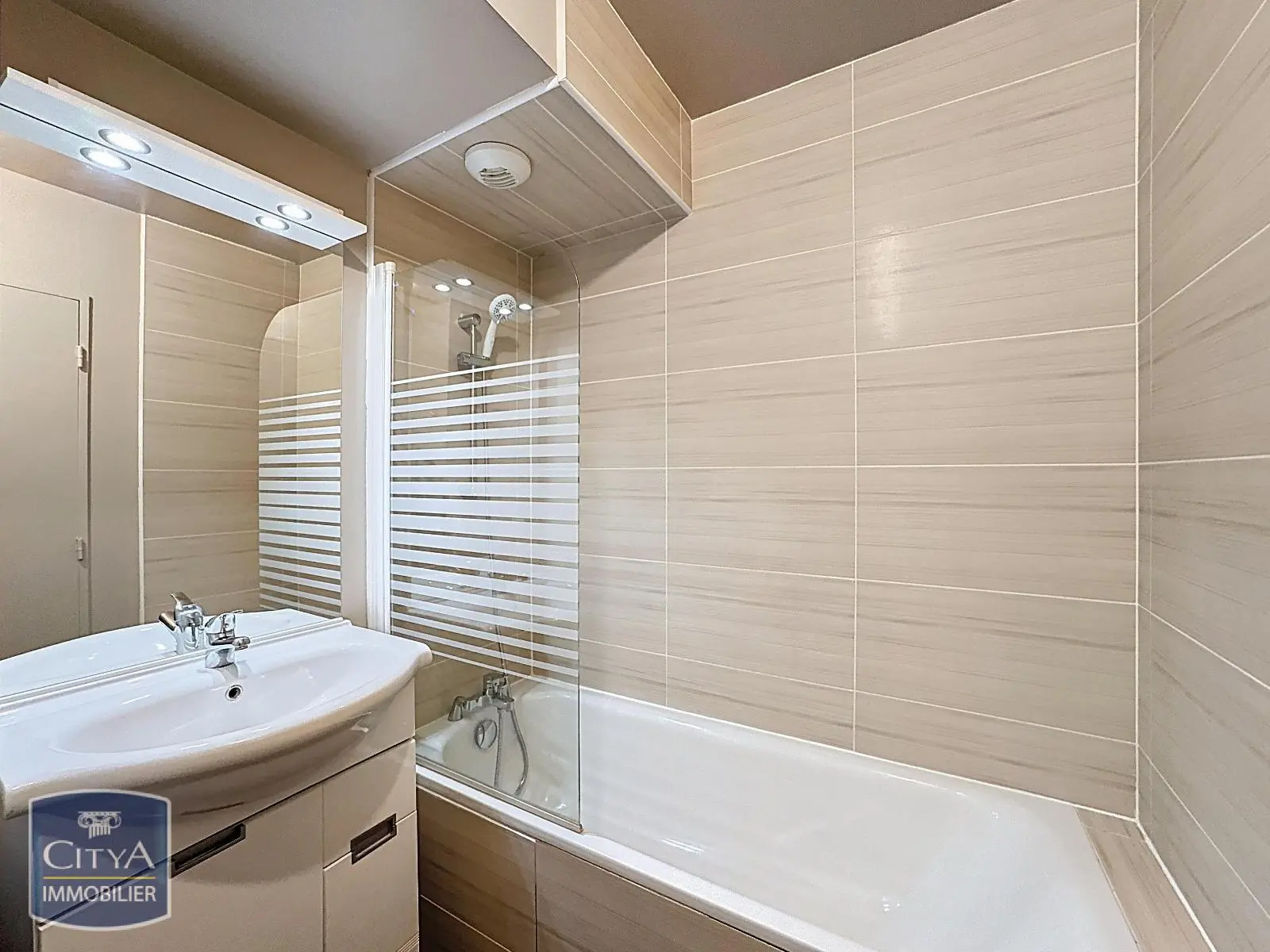 Photo 7 Appartement 2 pièces 51.55m²