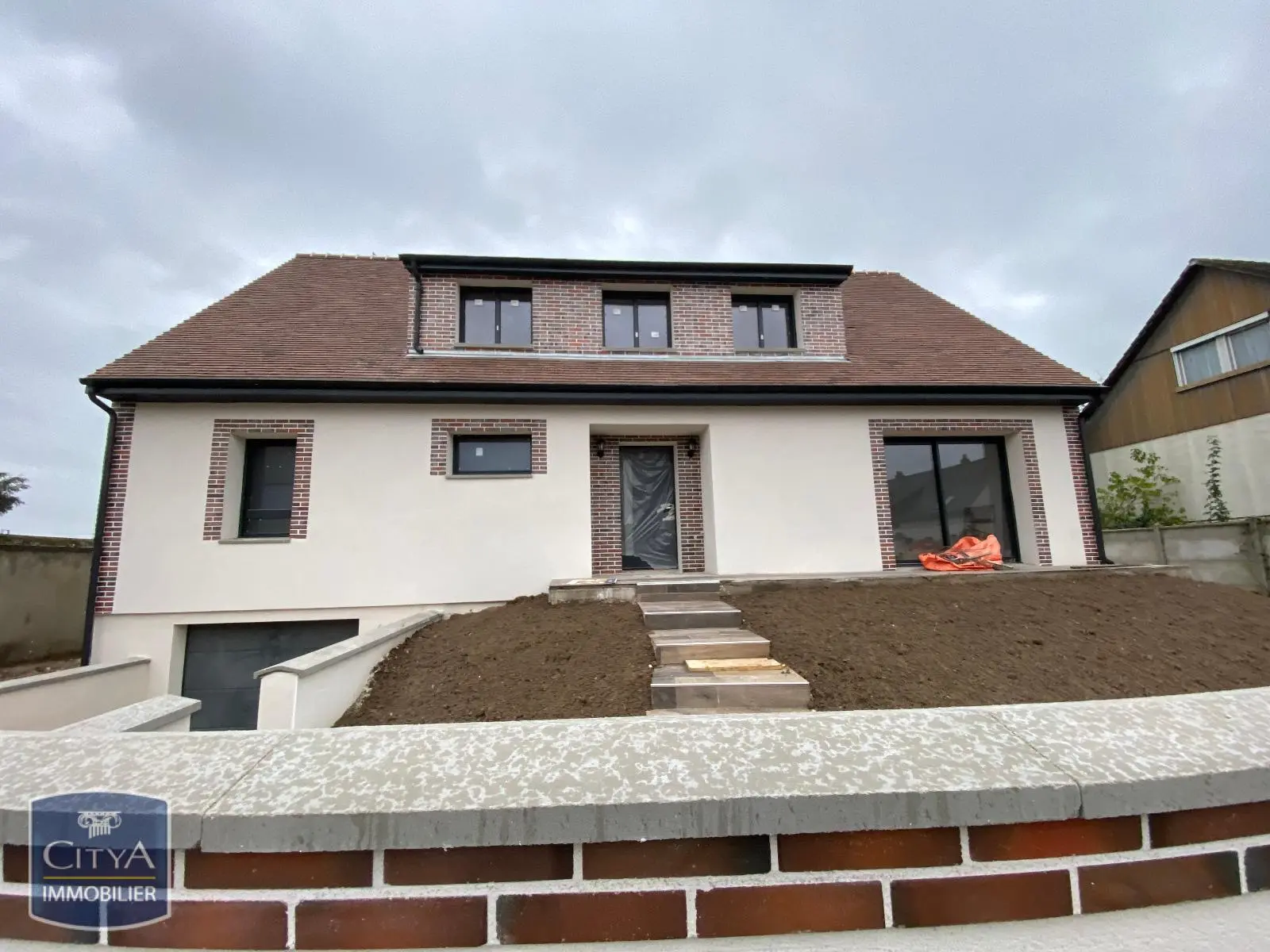 Photo 2 Maison 6 pièces 182.3m²