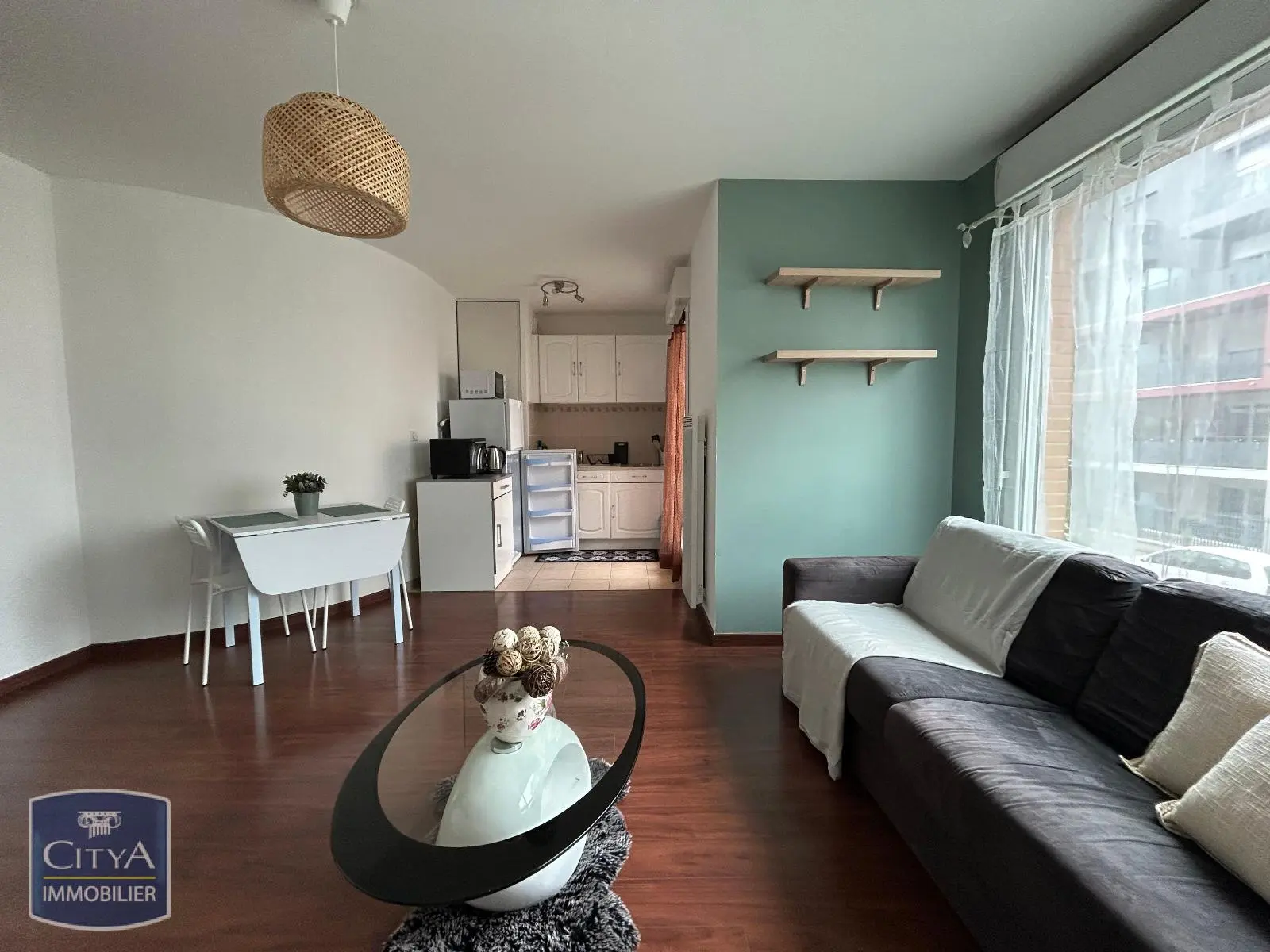 Photo 2 Appartement 1 pièce 27.7m²