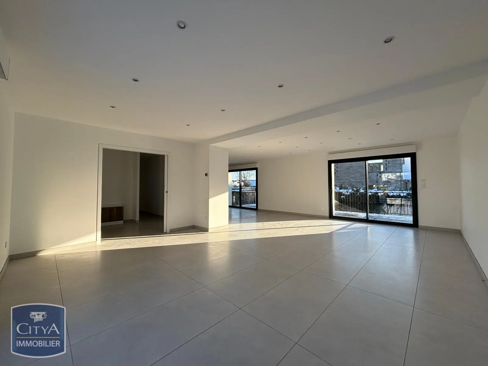 Photo 3 Maison 6 pièces 182.3m²