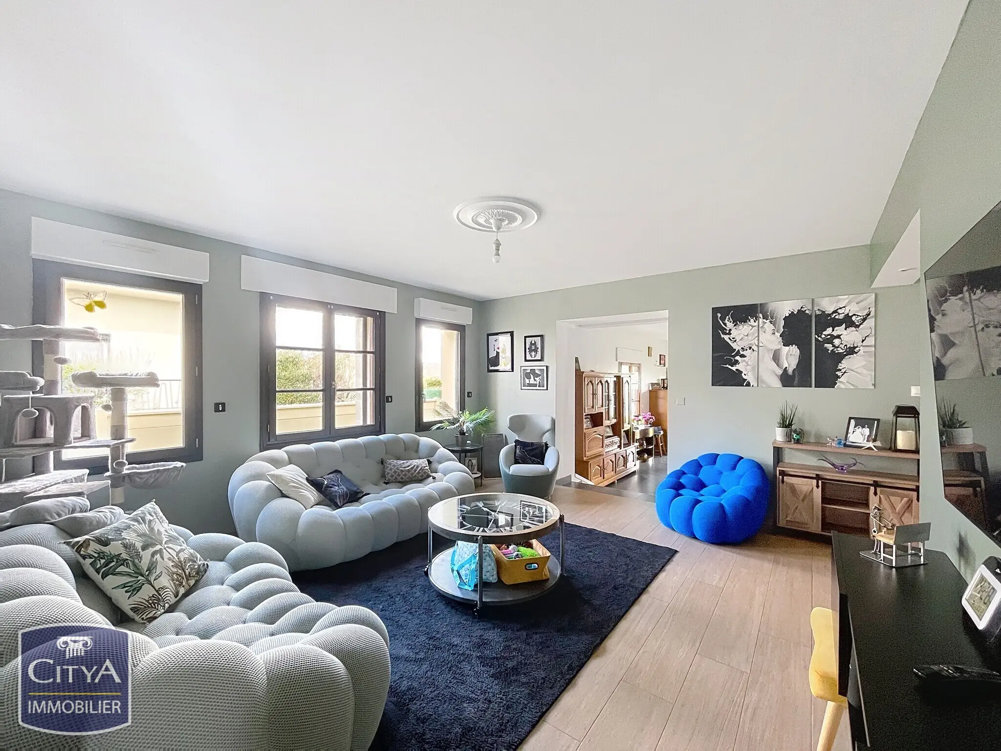 Photo 2 Maison 9 pièces 212.26m²