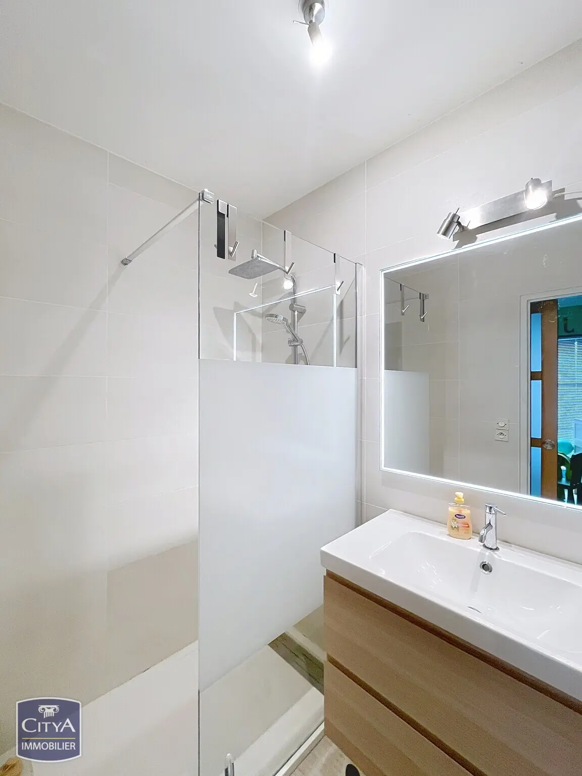 Photo 11 Maison 9 pièces 212.26m²