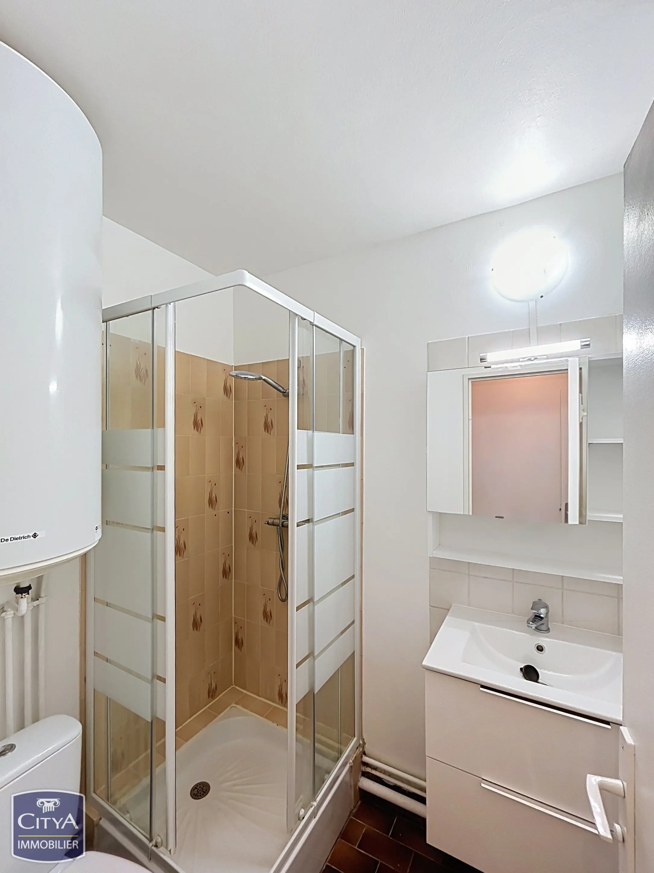 Photo 3 Appartement 1 pièce 18.21m²