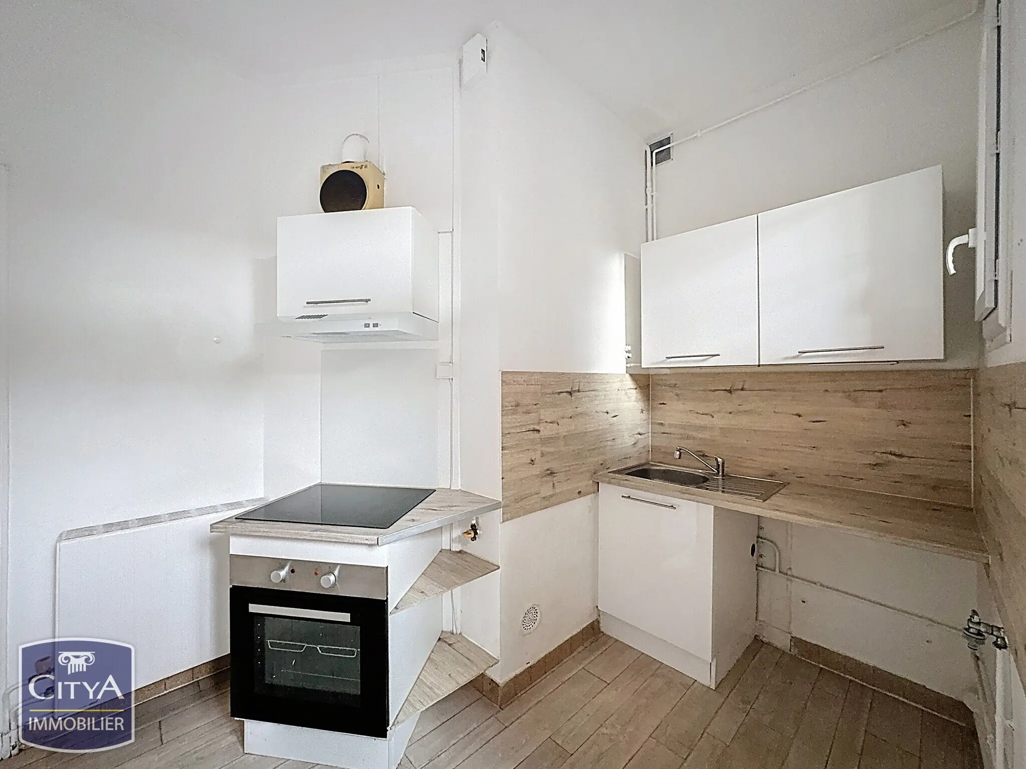 Photo 4 Immeuble 100m²