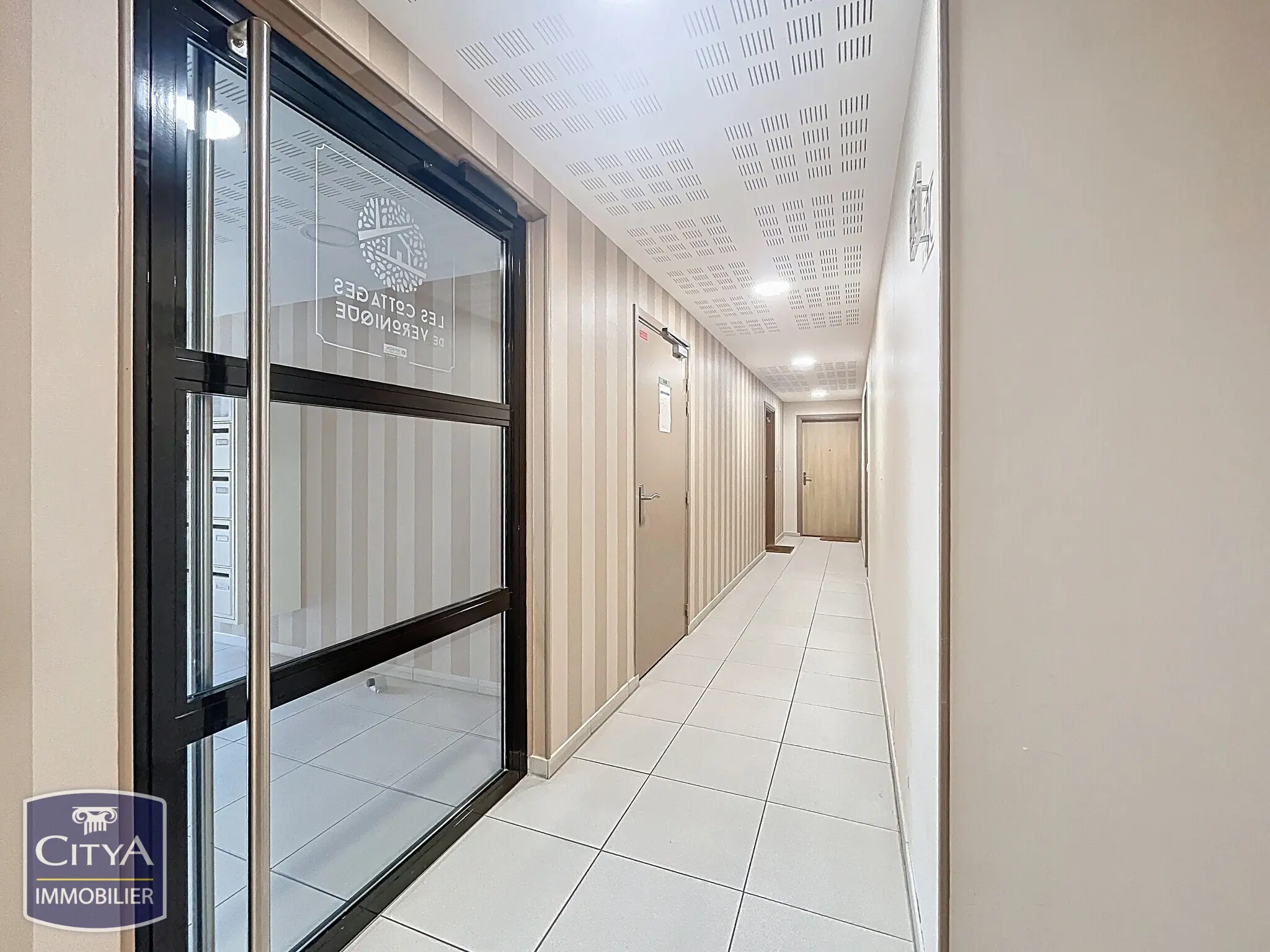 Photo 5 Appartement 1 pièce 34m²