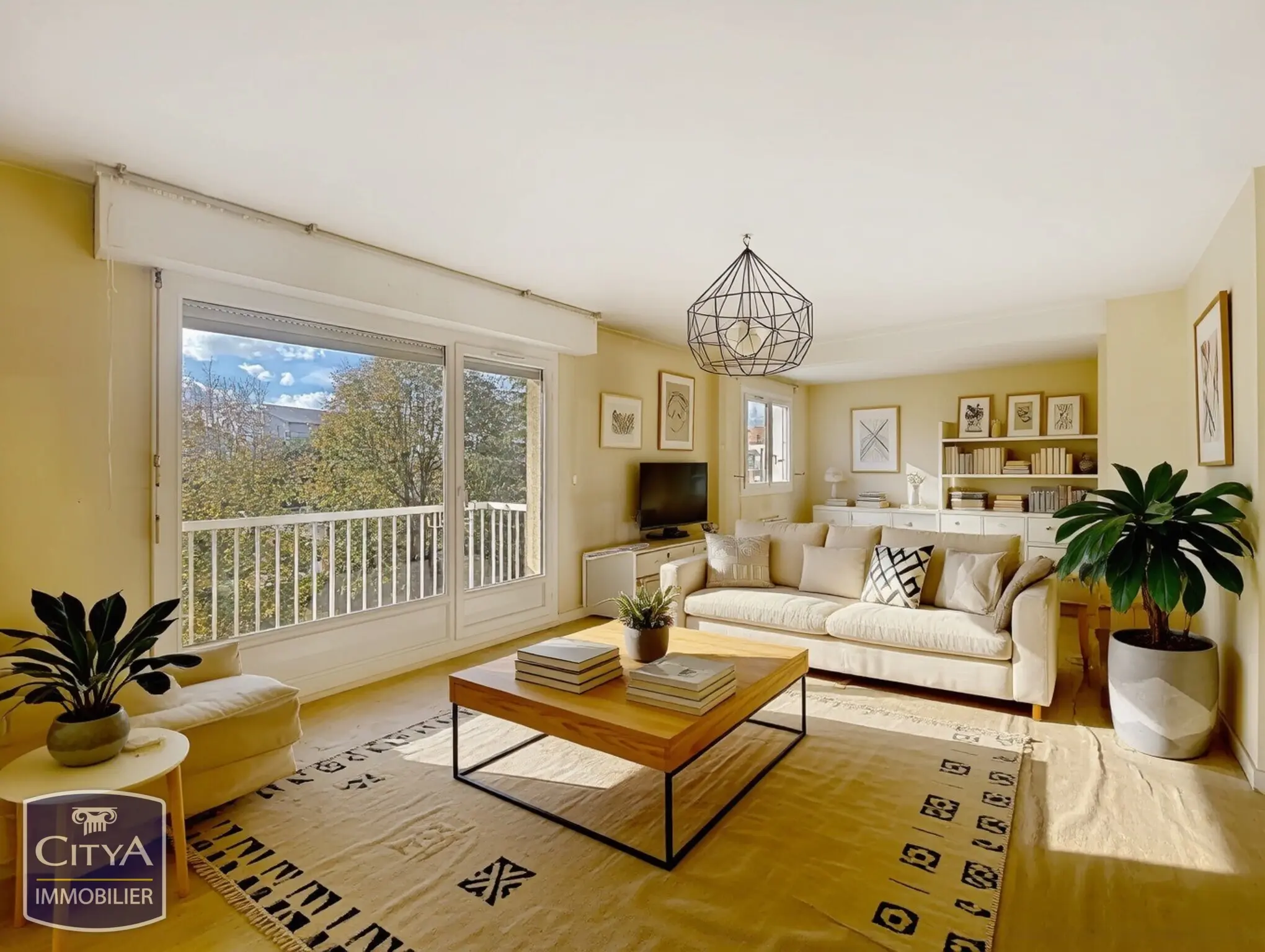 Photo 1 Appartement 4 pièces 93.83m²