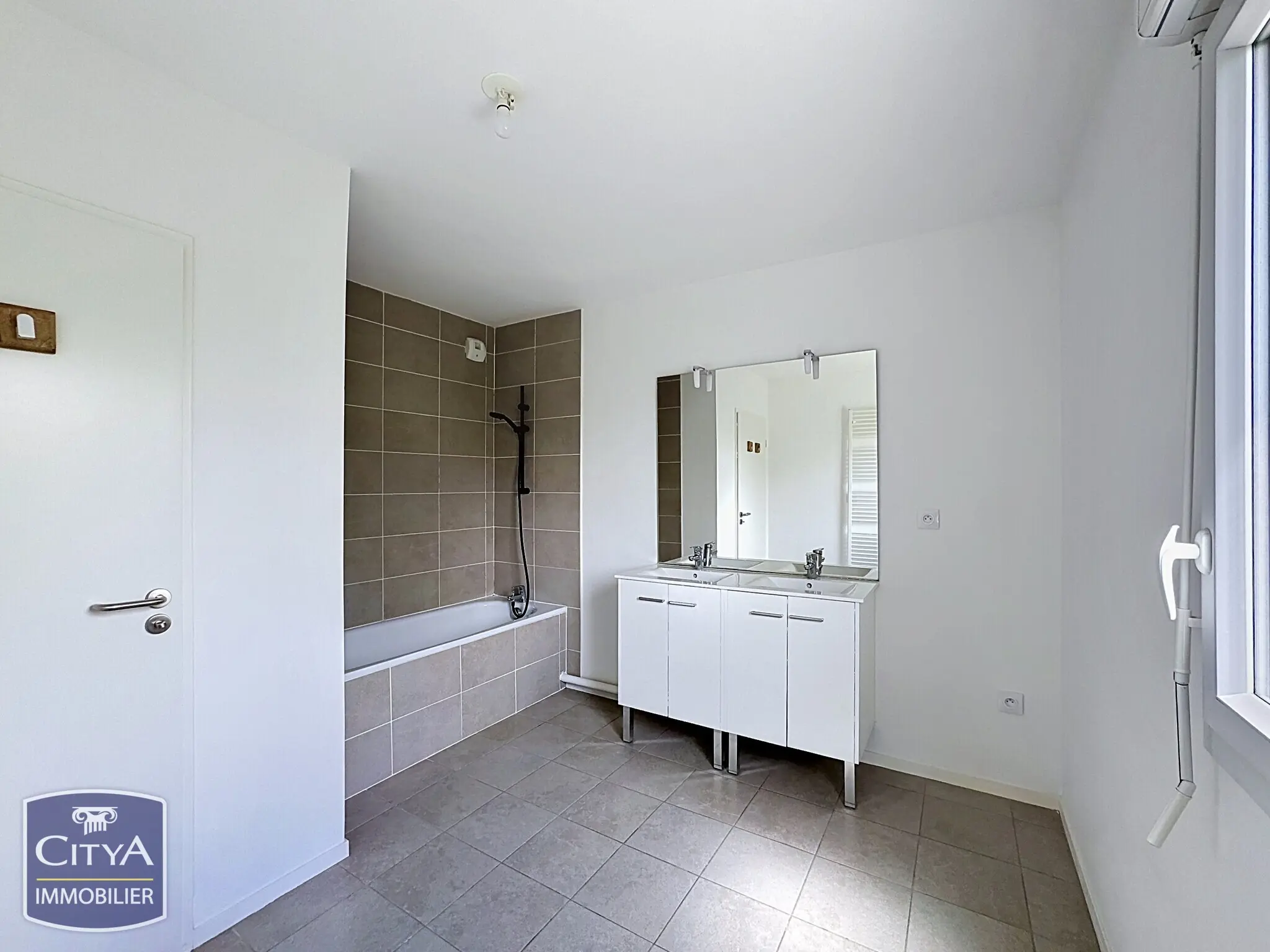 Photo 7 Maison 4 pièces 88.3m²
