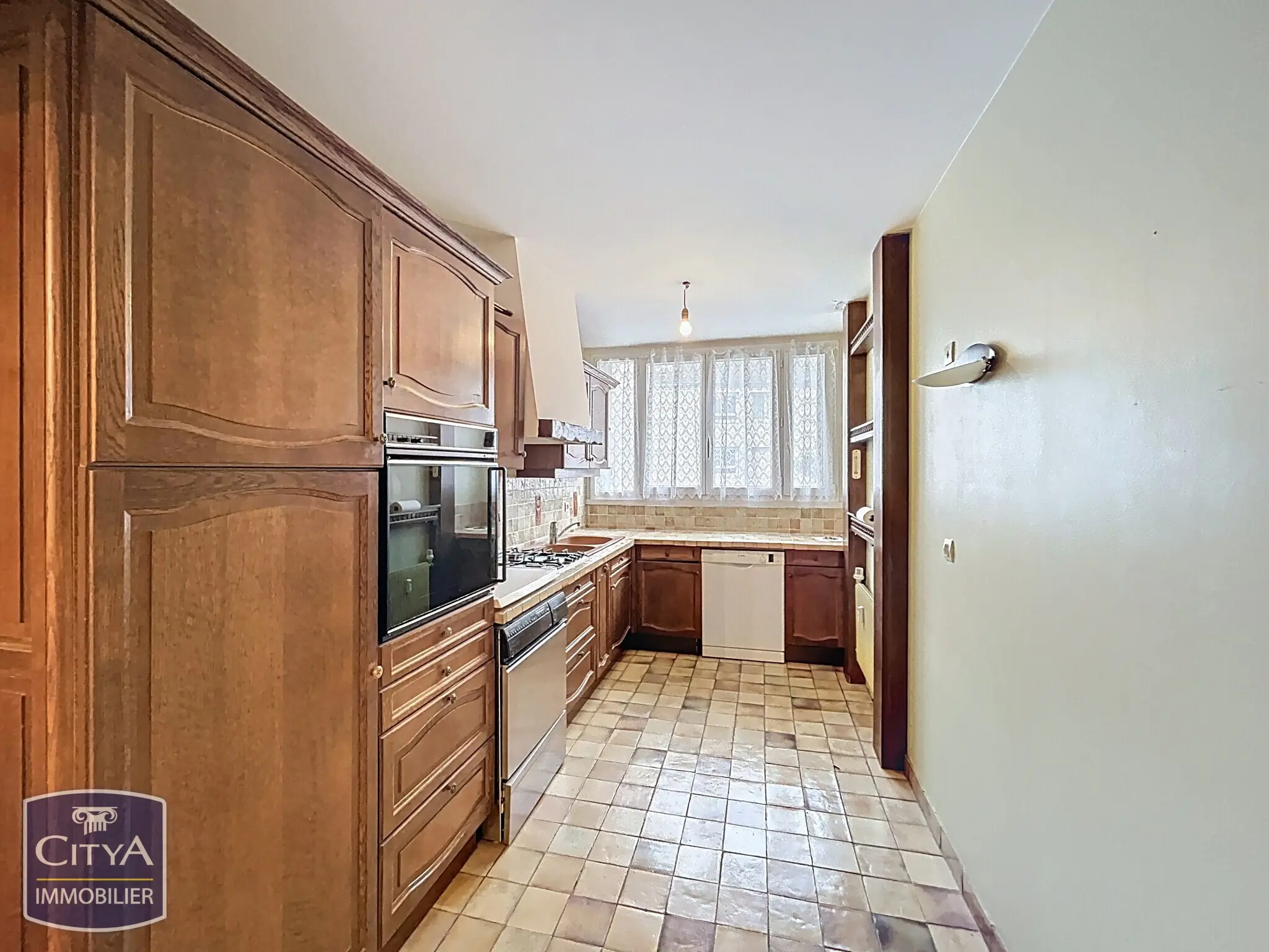 Photo 2 Appartement 5 pièces 97.7m²